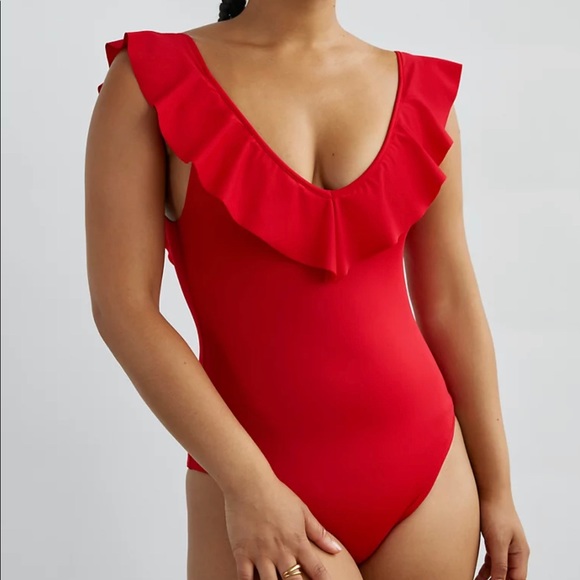 Neon green Aritzia bodysuit 💚 - Picture 4 of 9